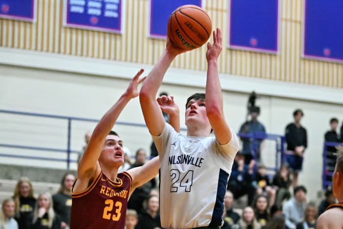a Wilsonville Redmond 5A Oregon boys basketball quarterfinal 2024 Leon Neuschwander 12